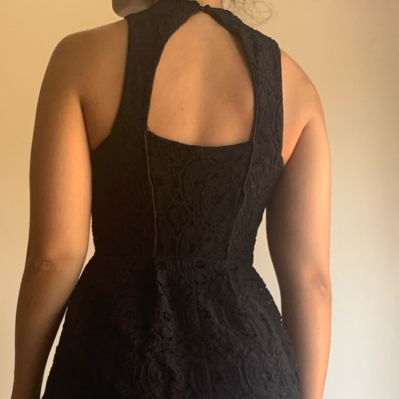 Black cocktail dress - Picture 3 of 8